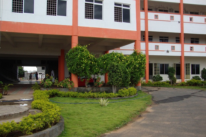 https://cache.careers360.mobi/media/colleges/social-media/media-gallery/25723/2019/9/30/Campus view of Maisurii Polytechnic College, Salem_Campus view.jpg